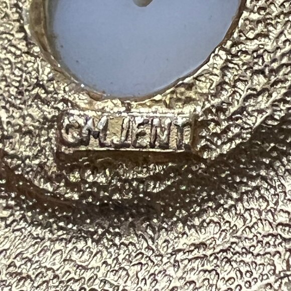 Vintage M JENT Gold Medallion Brooch‎ Faux Pearl & Greek Key Design MCM Pin - Picture 6 of 6